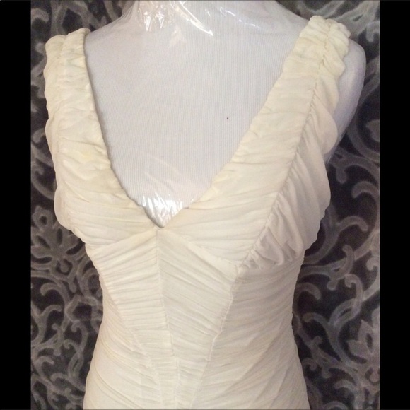 Sweet cream Bebe dresses (2 of them!) - Picture 6 of 8